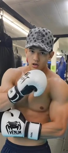 Effective Shadow Boxing Techniques for Fitness and Boxing