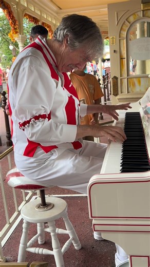 3.7K views · 127 reactions | Two songs from Randy Morris ❤️ #Disney #piano #music | Magicparkmemories | Facebook