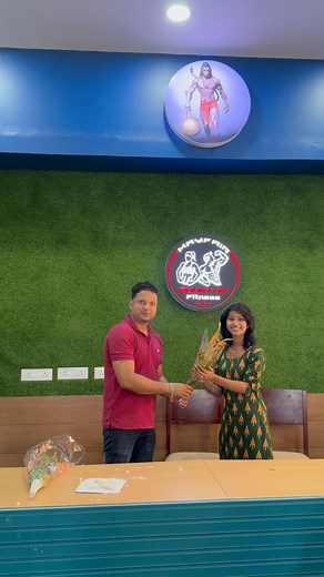 97K views · 3.3K reactions | Toh friends ye he gym app log aake dekh ke ghum ke jaye.. . . . . . . , #devkanya#onepiece #like #trend #reelsinstagram #reels #trending #viral #explorepage #explore #love #instafashion #instamood #instagood #insta #insta #instalike #instadaily #instagram | Lipika Sahu | Facebook