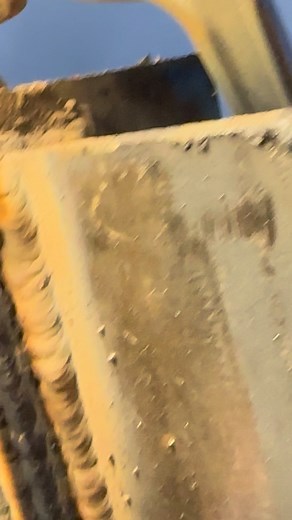 Some weld porn I do love when the slag just peels its self #Slag #slickback #steel #3gwelding | Ignis Metallum