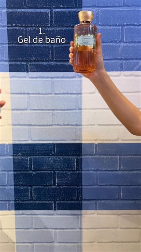 Gel de baño 🛁 Loción 🧴 Mist✨ = la fórmula mágica 🪄para una fragancia que dure todo el día 😉💖😎 | Bath & Body Works Guatemala