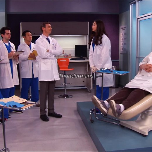 Mole Removal Procedure and Medical Comedy | The Thundermans Episode 18