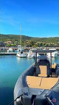 Port de Porto Pollo dans le golfe du Valinco vers Serra Di Ferro, Olmeto et Propriano en Corse
