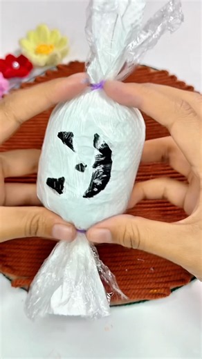 The Easiest Ghost Craft You'll Ever Make 🎃👻 #diy #halloween