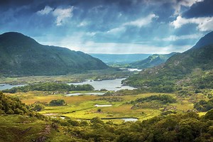 Kissing the Blarney Stone; Cost, Times, Location etc