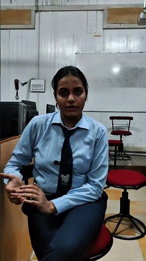 What is Control Form and Uncontrol Form In React #trandingshorts #React #ReactJS