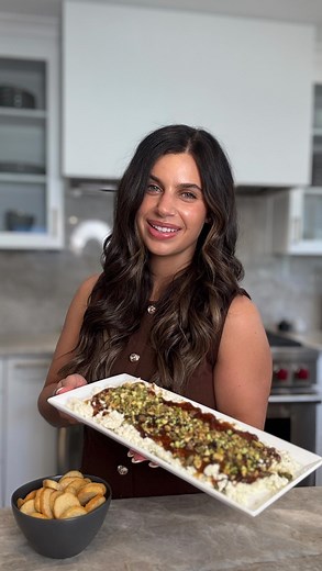 191K views · 22K reactions | When you need a last-minute fall appetizer that feels fancy  Boursin cheese layered with fig jam, pistachios, and hot honey. Serve with crostini + thank me later ✨ #easyappetizers #thanksgivingfood | Tnstyled | Facebook