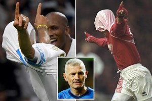 Middlesbrough legend Ravanelli recreates famous celebration in charity game
