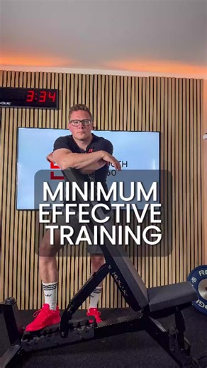 NO TIME TO TRAIN? HERE’S YOUR SOLUTION Most people think you need 2-hour gym sessions 5x a week to see results. Not true. Science shows you can build strength and hypertrophy with MUCH less. INIMUM EFFECTIVE DOSE: - 6–10 hard sets/week per muscle group - OR 1–2 sets per exercise, 2–3x/week Using moderate to heavy weights That’s it. Perfect for busy lifters who want results without sacrificing half their week. 👊 Train smart. Stay consistent. Results will come. 👉 Save and share this if you’re sh