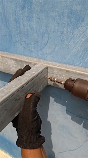 Professional Steel Structure Installation | Strong Metal Joint Fitting 🔩 #Shorts