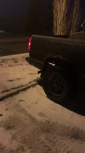 When the key bang hits just right 🔥 #flameshot #backfire #trucklife #carclips #revlimiter