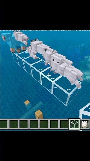 Don’t Blink 👀 1 Sheep vs 1000 Wolves 🤔 #minecraft #gaming #shorts #edit #dream