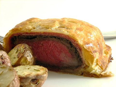 Venison Wellington!!! Deer Meat For Dinner! Tasty Tuesday!