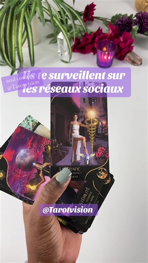 Discover Insightful Tarot Guidance Online