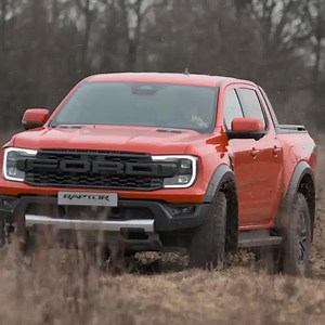 20K views · 456 reactions | Beim neuen Ford Ranger Raptor dreht sich alles um Leistung. Er ist der ultimative Off-Road-Pickup und begeistert mit einer einmaligen Robustheit. Wie findest du unseren neuen Ford Ranger Raptor? | Ford Austria | Facebook