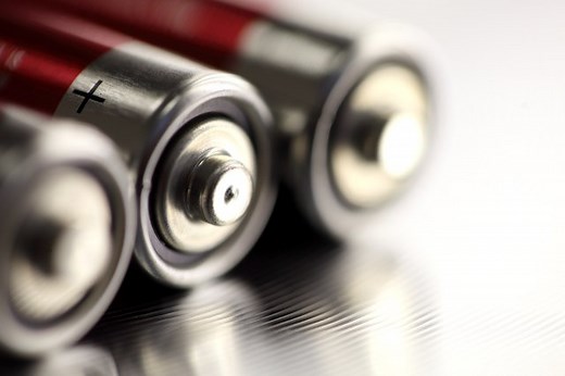 Can You Fix an Electronic Device After the Battery Corroded? | Techwalla