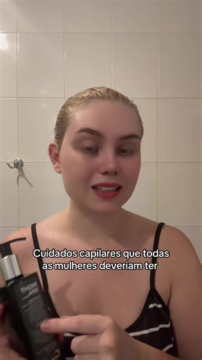 Esse ninth spa é um serum MUITO potente que dura tantoo, ele hidrata, reconstruí, nutri, um tratamento profundo mesmo, eu uso uma vez por semana com o cabelo sujo, aí durmo com ele e no outro dia lavo normalmente #creatorsearchinsights #cuidadoscapilares #cabelo