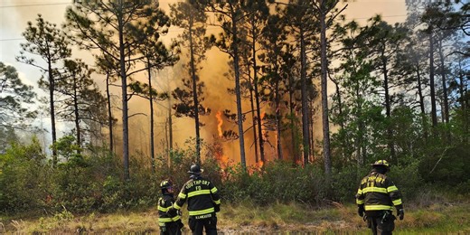 More evacuations ordered as high winds cause Boiling Spring Lakes fire to break containment lines