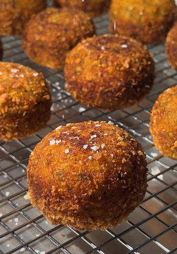 Delicious Vegan Mashed Potato Balls Recipe