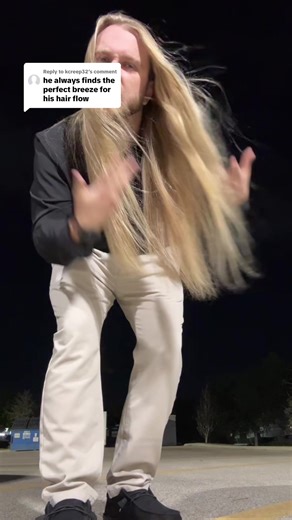 Replying to @kcreep32 A little flow #textheentertainer #thorsrachetcousin #hairflip #beyonce #diva