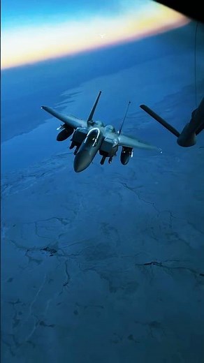 What Makes Air Force Fighter Pilots So MOTIVATED? 🇺🇸 #airforcepilot #motivationalvideo #shorts