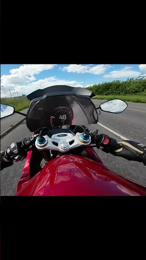 12-82mph (1st Gear) Triumph Speed Triple 1200 RR #triumphspeedtriple
