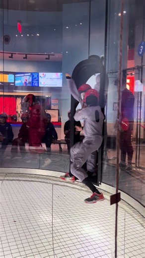 Indoor Skydiving Experience in St. Louis