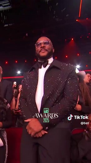 T.I. Energizes the Crowd with 'Bring Em Out' at BET Awards