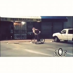 Have a Merry #Boneless Xmas!! | Steve Aoki