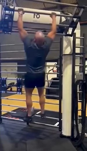 Door and GYM Pull up Bar Fails 😱😱