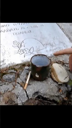 Vodka, bread and cigarettes - Russian war memorial in the "Valley of Death" explained - WWII digging