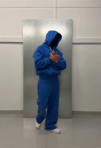 Cobalt Blue: The Must-Have Color in UK Streetwear