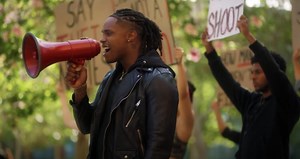 'Grown-Ish' Exclusive Preview: Avery Wilson Performs 'Strange Fruit' In This Week's Episode - Blavity