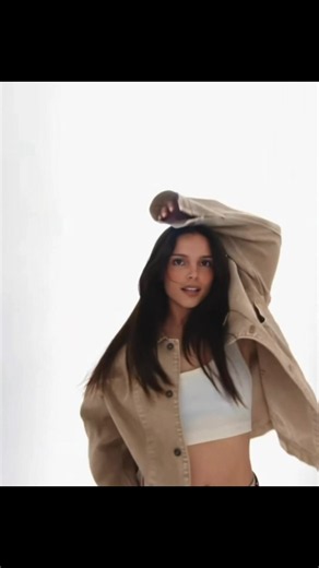 who knew we needed a #indenavarrette & #malcomtodd commercial to #dancingonmyown ?! I’m obsessed😍