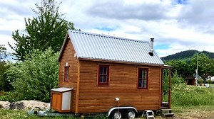 Dokumentarfilm: Tiny House Geschichten - Leben auf wenigen Quadratmetern
