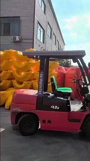 Pipe floats provide excellent support for dredging, mining, dewatering, pumping