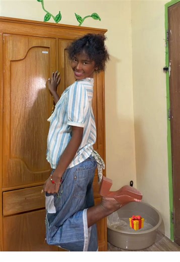 “Hair Up” Challenge Accepted 🫵🏾🫶🏾 Btw, Bottoms from my Designer, Ashley Pelaez 🪡 🧵 #Mulanay