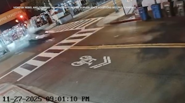 Shocking video shows 90-year-old man speeding, crashing into Los Gatos coffee shop on Thanksgiving