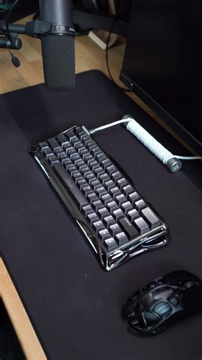 1.5K views · 17 reactions | I’ve never heard a keyboard that sounds like this before 勞 #tech #keyboard #gravastar Black Friday Deal save up to 30% using my code “Andrew” | Andrew Bond | Facebook