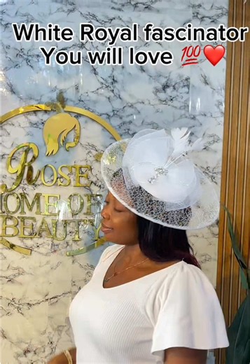 DIY Fascinator Tutorial for Elegant Ladies