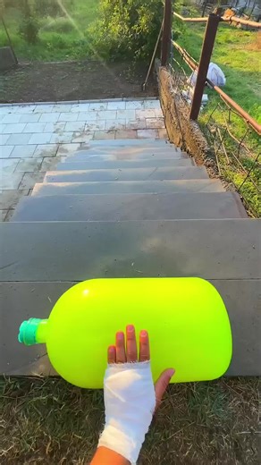 Crisp Glass Crack Sound — UK ASMR Experience