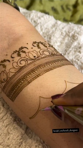 Experience the Art of Mehendi: Custom Designs for Every Occasion