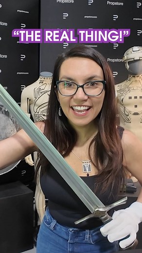 I can't believe you can actually buy this stuff!! 🤯 I ADORE movie memorabilia and COLLECT prop replicas whenever I can - but collecting the real thing?! That's a whole new level! thx @prop_store for the look around your collection 🎬🎥 #moviememorabilia #filmgeek #moviefan Bidding is open now! Do you own any pieces of movie history?? | Trisha Hershberger