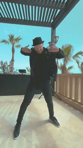 #shorts 💃Can you do the Shake It Off Dance?
