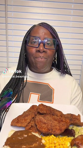 Butterflied Pork Chops Recipe – Easy Southern-Style Cooking
