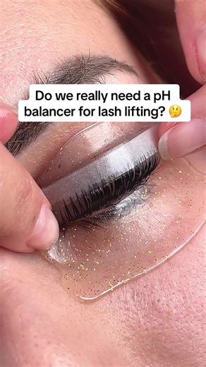 Understanding pH Balancers in Lash Lifting