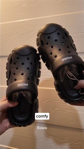 POSE PIONEER CLOGS recovery sandals are my go-to everyday pair! 👣