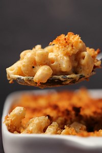 The Best Vegan Mac and Cheese (Classic, Baked)