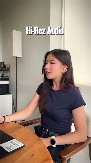 Best workout earbuds?Sarah thinks so🏃‍♀️#soundpeats #Clip1 #openear #headphones #running #fyp #tech