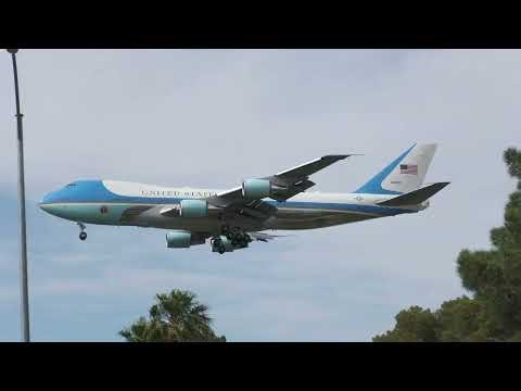 Air Force One Boeing VC-25A(92-9000) arriving and departing Las Vegas!